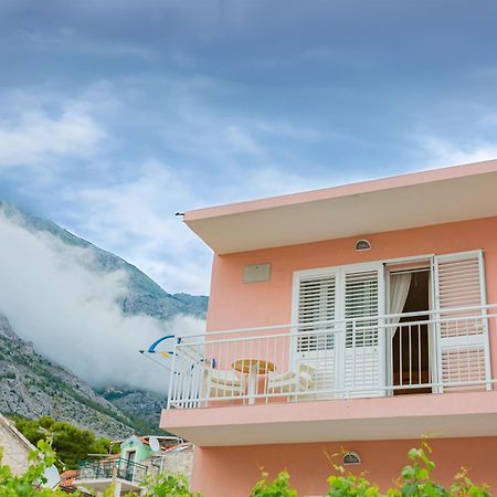 Baska Voda Apartments - Steps From The Beach, Free Parking, Central Location Bagian luar foto