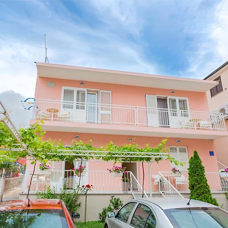 Baska Voda Apartments - Steps From The Beach, Free Parking, Central Location Bagian luar foto