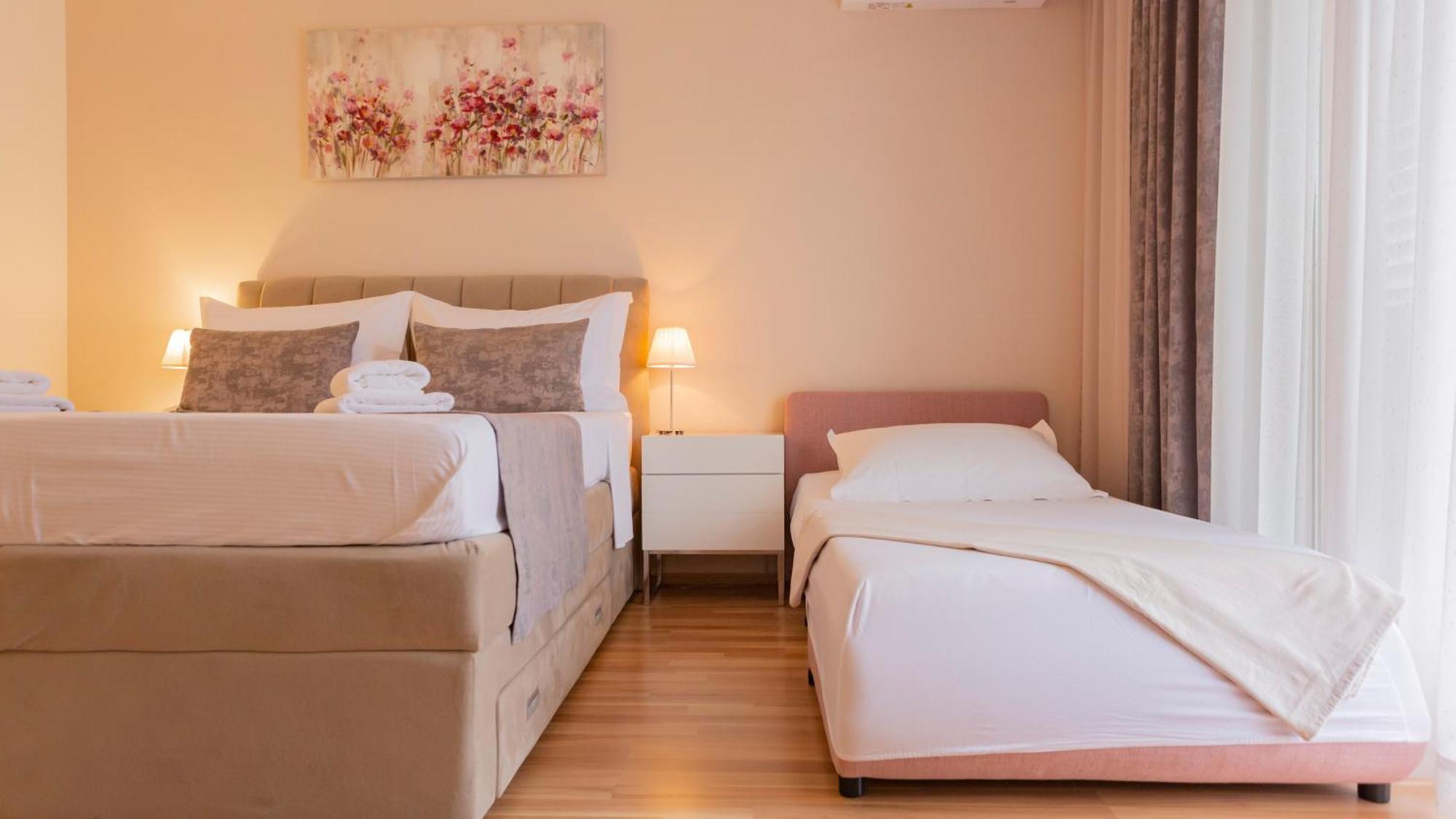 Baska Voda Apartments - Steps From The Beach, Free Parking, Central Location Bagian luar foto