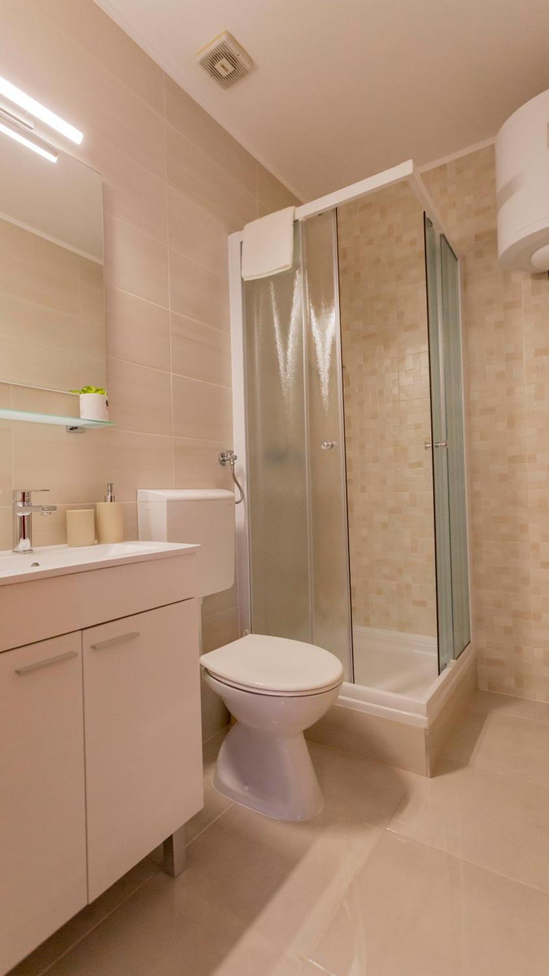 Baska Voda Apartments - Steps From The Beach, Free Parking, Central Location Bagian luar foto