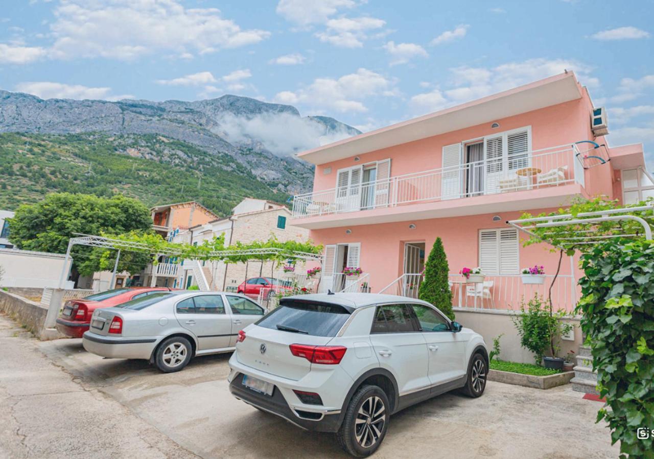 Baska Voda Apartments - Steps From The Beach, Free Parking, Central Location Bagian luar foto